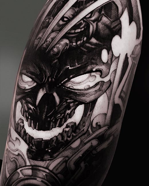 Dmitrii Uglyx tattoo work